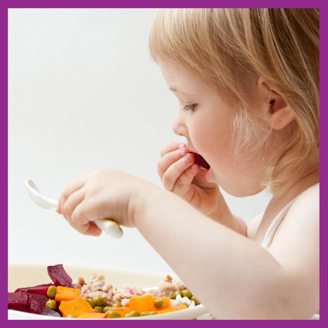 Trẻ tăng trưởng tối đa với chế độ ăn "đủ và cân đối"