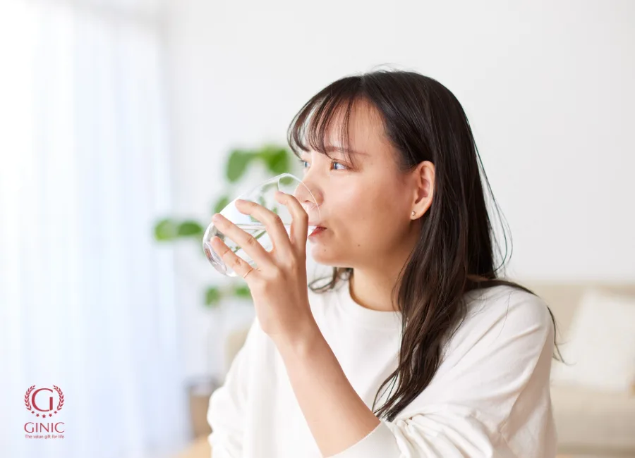 UỐNG NHIỀU NƯỚC VẪN MỆT LÀ DO ĐÂU? UỐNG NHIỀU NƯỚC VẪN MỆT LÀ DO ĐÂU?