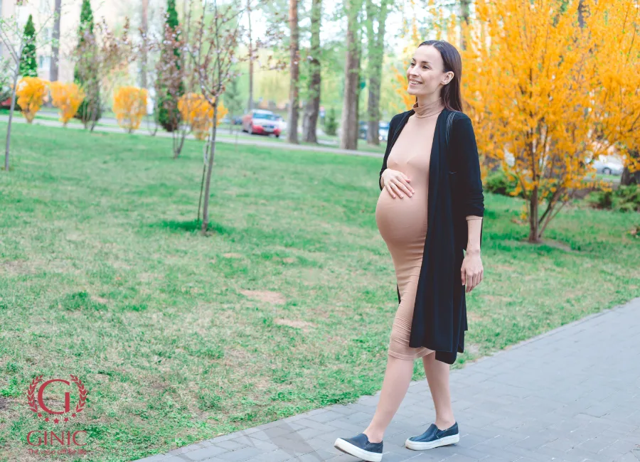 Vì sao mẹ bầu hay mắc trĩ? Trĩ khi mang thai làm gì để cải thiện?
